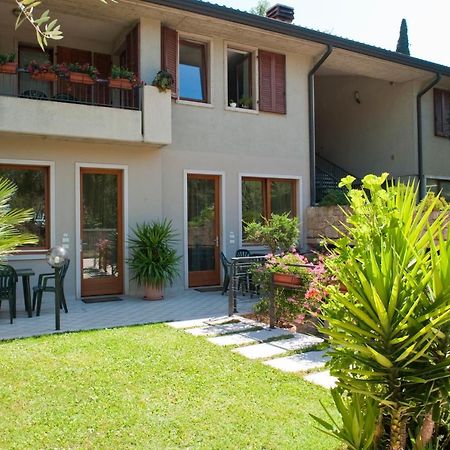 Casa Facchinetti Yellow Apartment Malcesine Buitenkant foto