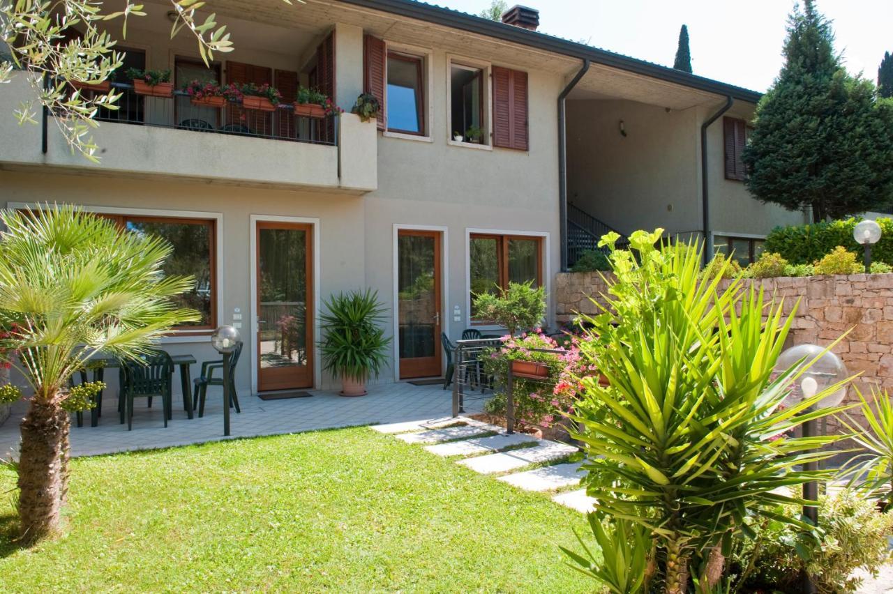 Casa Facchinetti Yellow Apartment Malcesine Buitenkant foto